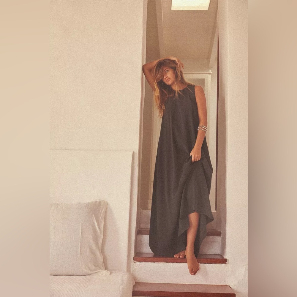 ZARA FLOWY MIDI DRESS